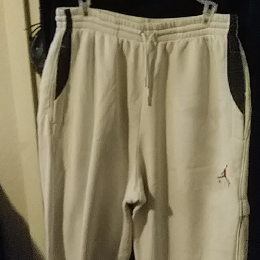 Jordans sweat pants
